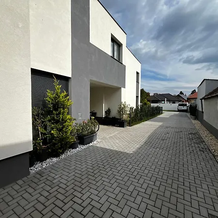 Malu Διαμέρισμα Sárvár